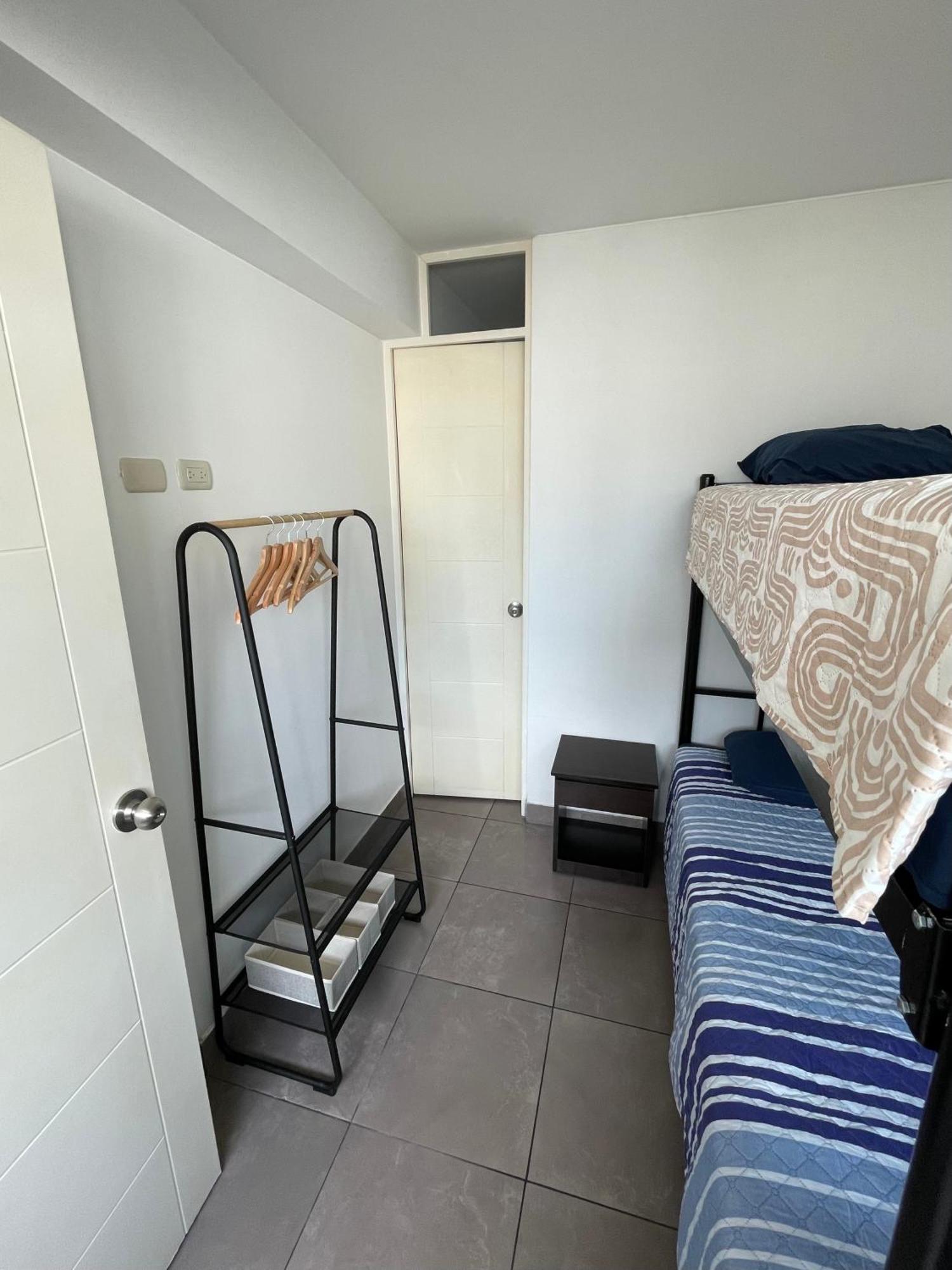 Departamento Compartido San Isidro Séjour chez l'habitant *